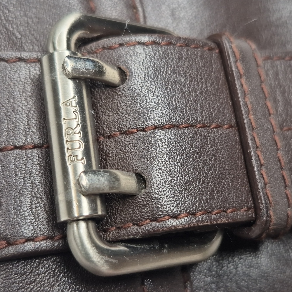 Furla Chocolate Brown Leather Shoulder Handbag - Picture 8 of 17